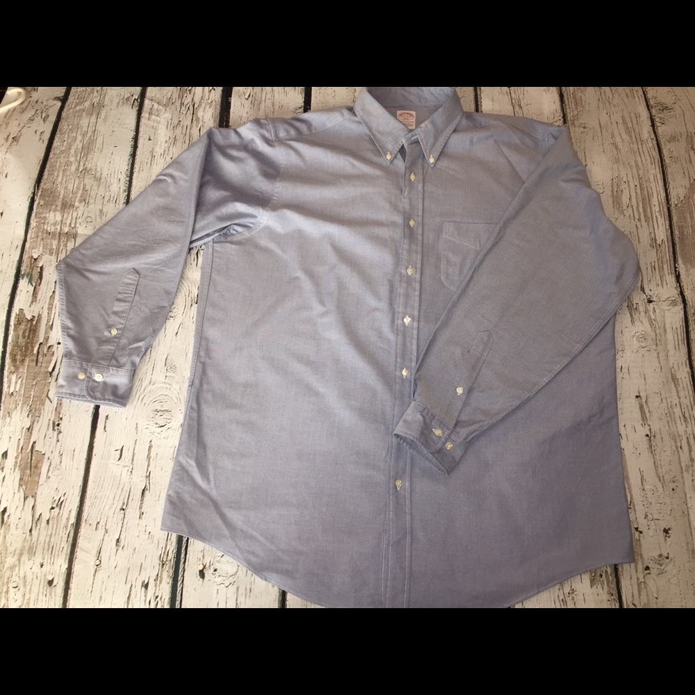 Brooks Brothers Button Down Size 17.5 36/37